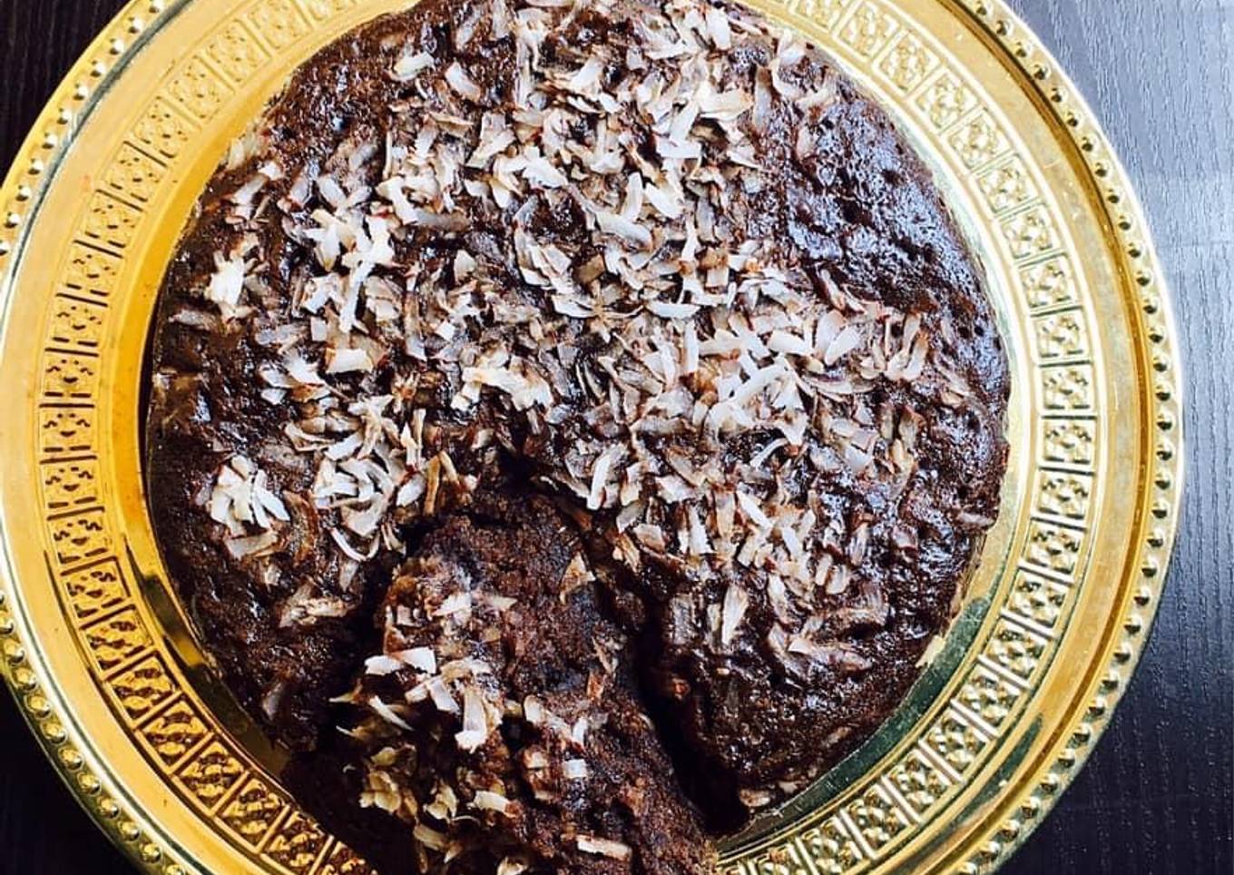 Chocolate cake with Coconut shavings