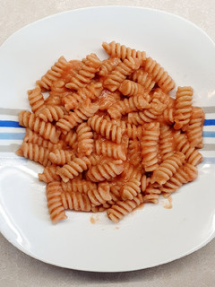 Foto di Pasta con crema di cannellini, pomodorini e salvia