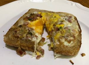 Una foto de Huevos Escondidos Sonorenses