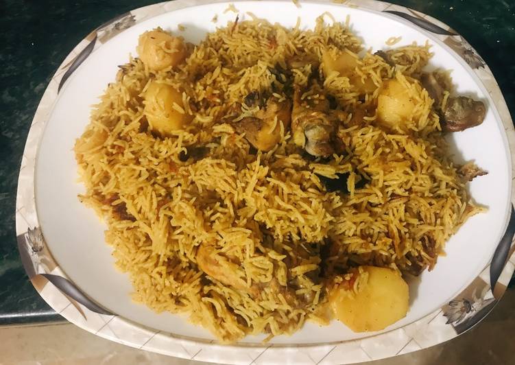 Chicken akhni pulao