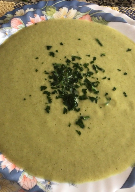 Una foto de Crema de brócoli