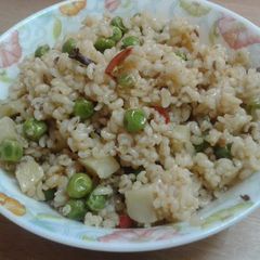 A picture of Barley potato and green peas pulao.