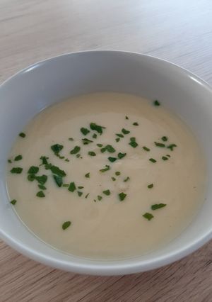 Une photo de Velouté courgette, vache qui rit