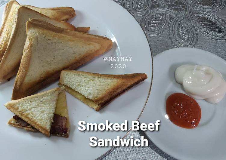 Cara Gampang Membuat Smoked Beef Sandwich, Bikin Ngiler