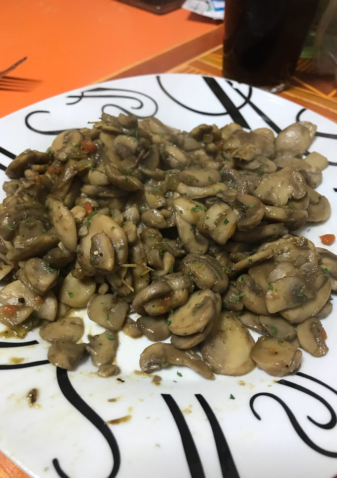 Una foto de Champiñones 🌶🌶🌶