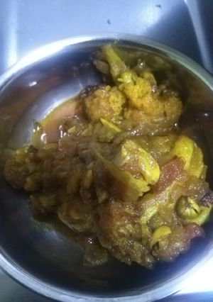A picture of Egg Idli Cauli.