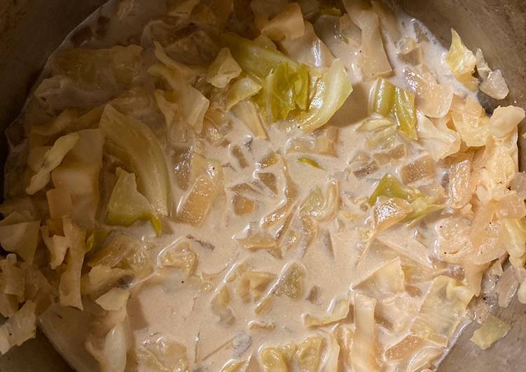 Any-night-of-the-week Cabbage Soup