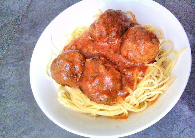 Beef meatballs and Spaghetti