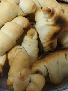 Una foto de Cuernitos de grasa (Fáciles y económicos!) Ideal para el mate