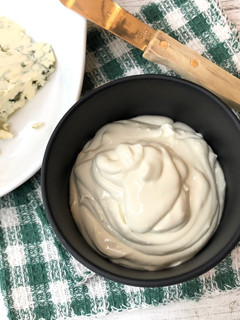 Foto principal de Crema de queso azul para relleno de volovanes y canapés de aperitivo
