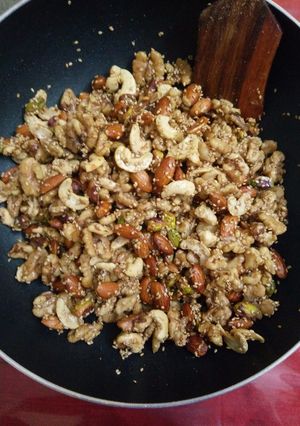 A picture of Trail mix.