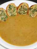 Sopa de arvejas verdes partidas vegana