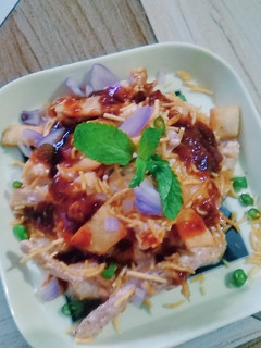 नमकपारे चाट (Namakpare Chaat recipe in hindi) रेसिपी मुख्य फोटो