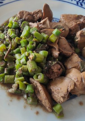 รูปของ กะเพราตับไก่ คลีน