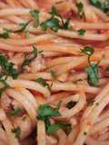Spaghetti con Shiitake y Salchicha de castaña
