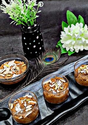 लाइव मोहन थाल(live mohan thal recipe in hindi) रेसिपी मुख्य फोटो