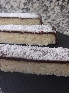 Una foto de Turrón de coco