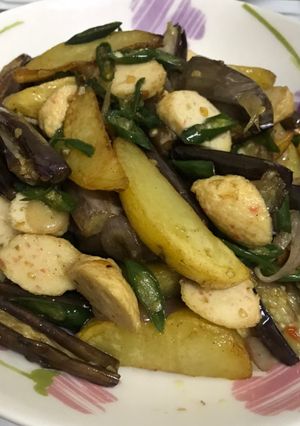 Foto resep Orak-arik terong bakso simple maknyuss😘
