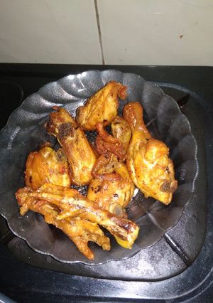 Foto resep Ayam goreng ungkep bumbu seadanya😀