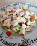 Ensalada de pollo con manzana