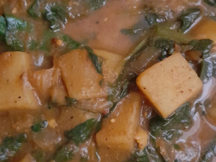 Easy Steps to Make Vegan potato and spinach curry the Delicious Makes you drool