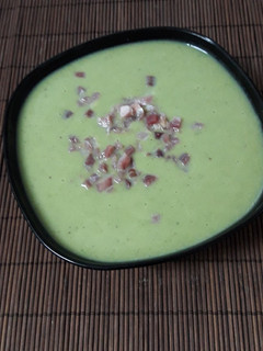 Una foto de Crema de brócoli y queso