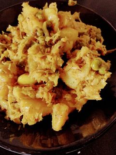 বাঁধাকপির ঘন্ট (bandhakopir ghonto recipe in Bengali) রেসিপির প্রধান ছবি