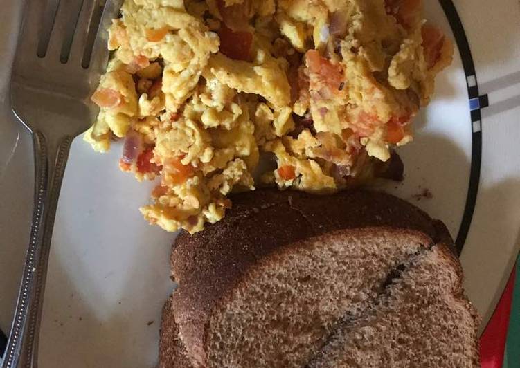 Simple Way to Make Homemade Fried Scramble and wheat bread