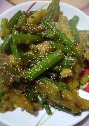 পেঁয়াজকলি ভাজি (peyajkoli bhaji recipe in Bengali) রেসিপির প্রধান ছবি