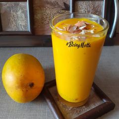 A picture of Golden Milkshake.