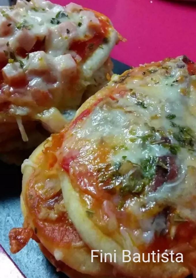 Una foto de Pan pizza
