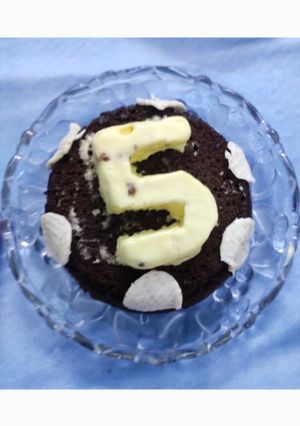 चॉकलेट केक (chocolate cake recipe in Hindi) रेसिपी मुख्य फोटो