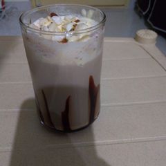 A picture of Cold coffe with icecream.