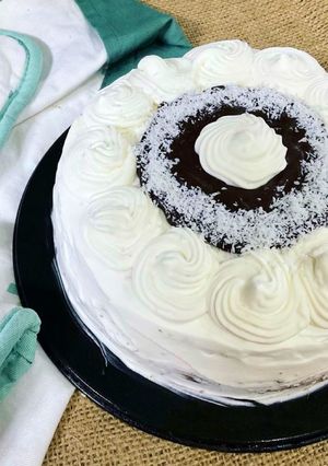 A picture of Bounty cake.