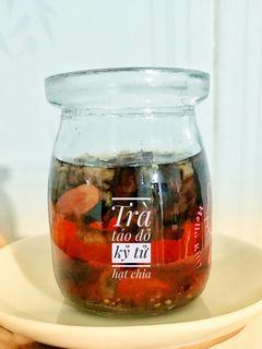 Hình của món Trà táo đỏ kỷ tử hạt chia.