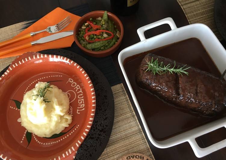 Steak Daging Cincang-Mash Potato