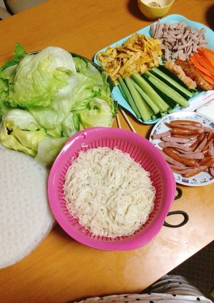 Hình của món Bún cuốn ăn tại nhà siêu ngon luôn:))).