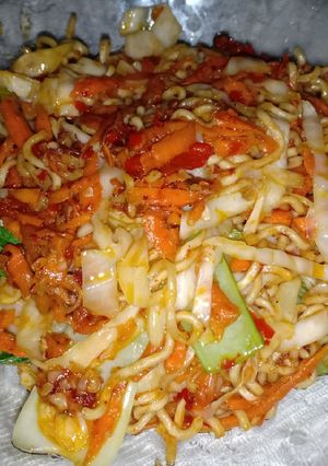 Foto resep Mie Instan Tumis Pedas