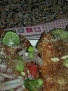 صورة لوصفة سمك مقلي بحشو الطماطم