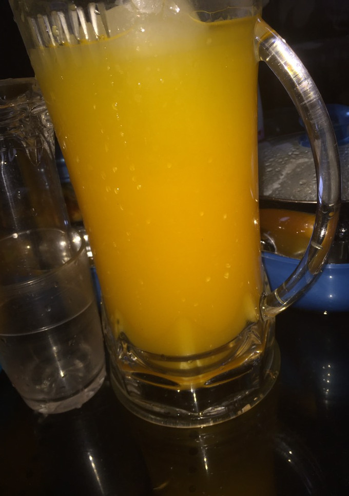 A picture of Mango juice.