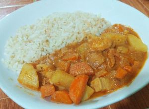 Una foto de Curry Rojo de Pollo 🍛 (Thai)