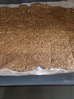 Una foto de Crackers keto de semillas para celíacos