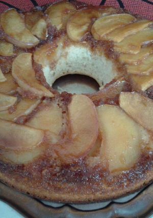 Una foto de Torta invertida de manzanas