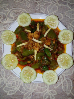 A picture of Chicken boneless with shimla mirch 🫑🫑.