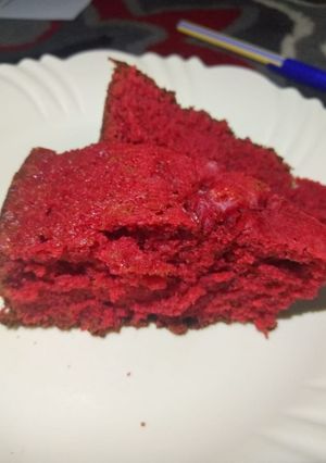 A picture of Red velvet cake #foodphotoghraphychallenge.