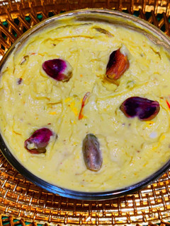 A picture of Kesar pista shrikhand.