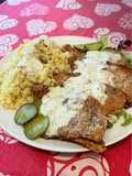 Petto di pollo croccante in salsa di yogurt