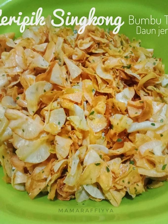Cara Gampang Membuat Resep Keripik Singkong (bumbu tabur daun jeruk) yang Uenak Anti Ribet, Mantap