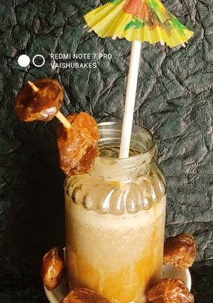A picture of Dates Banana Protein Smoothie.