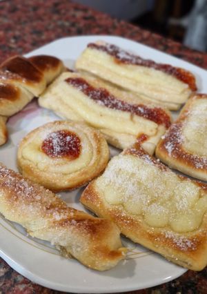 Una foto de Facturas de manteca